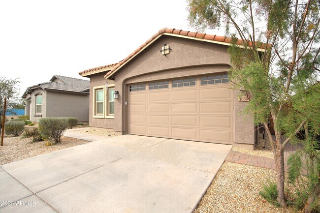 3830 S 64th Dr Phoenix, AZ 85043 photo 3