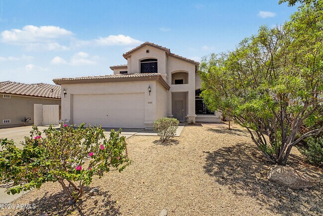 6947 W Via Del Sol Dr Glendale, AZ 85310 photo 5