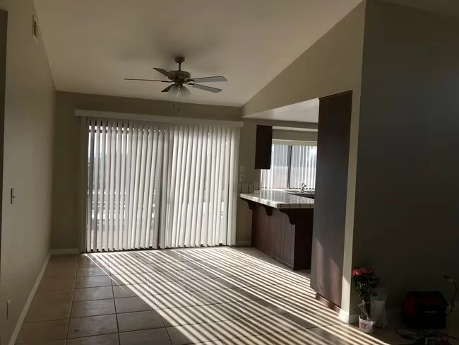 1964 Paseo del Rey Vista, CA 92084 photo 5