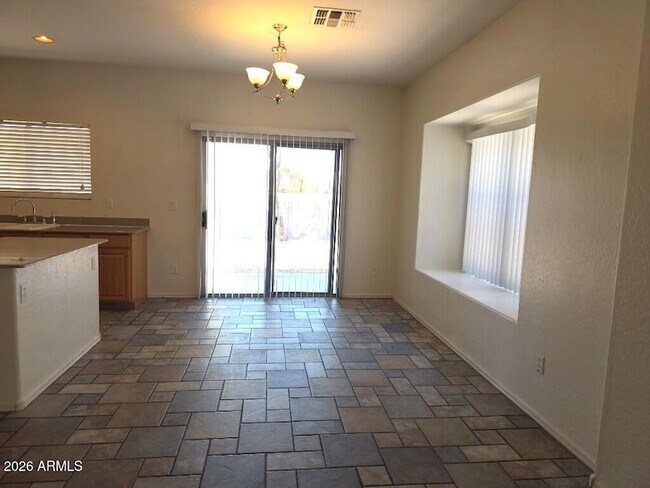 1064 S Jesse Pl Chandler, AZ 85286 photo 5