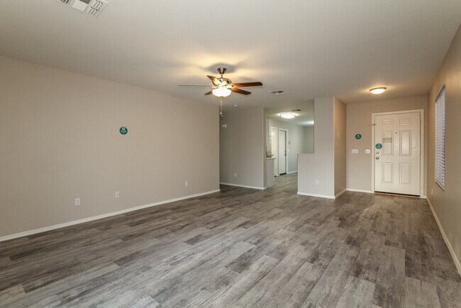 24620 N 38th Ln Glendale, AZ 85310 photo 5