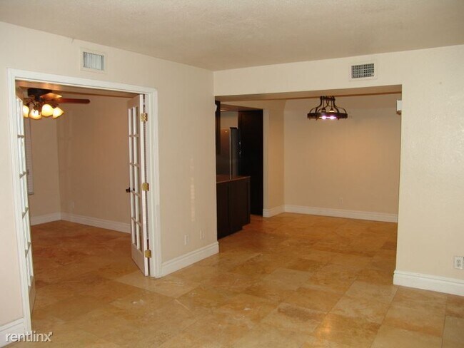 700 E Mesquite Cir Tempe, AZ 85288 photo 4