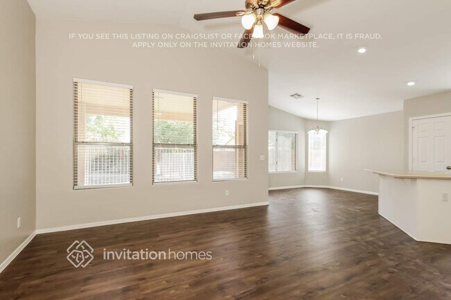 3352 E Chickadee Road photo 3