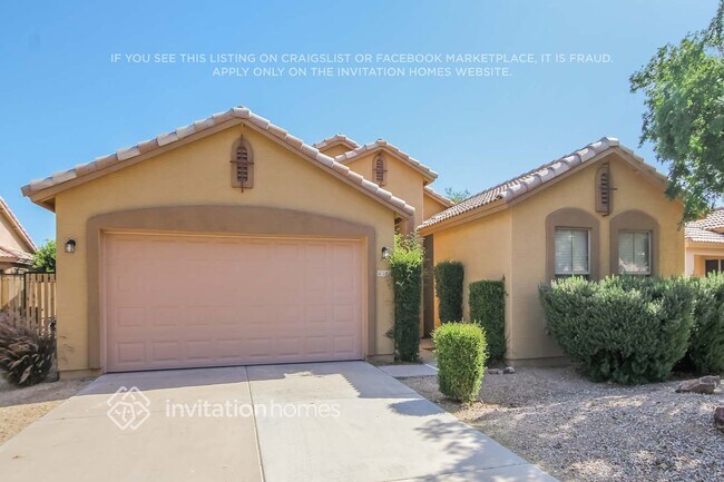 3352 E Chickadee Road