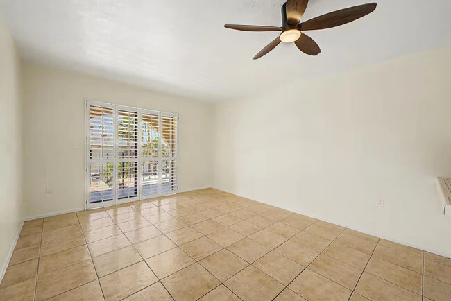 3033 E Devonshire Ave Phoenix, AZ 85016 photo 4