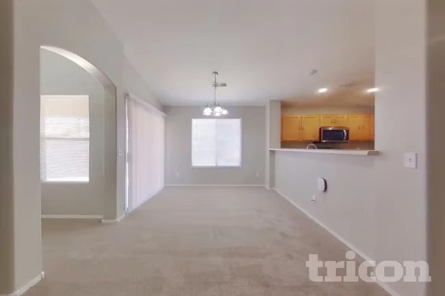 8520 W Sonora St Tolleson, AZ 85353 photo 4
