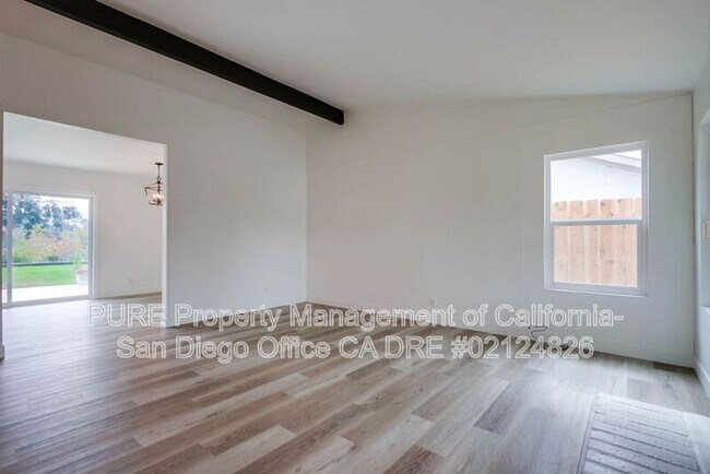 4414 La Portalada Dr Carlsbad, CA 92010 photo 4