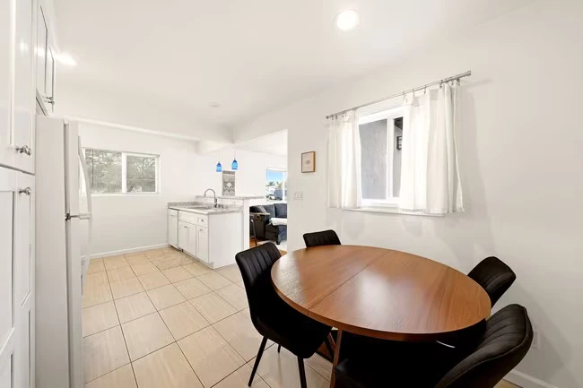 469 Taft Ave El Cajon, CA 92020 photo 2