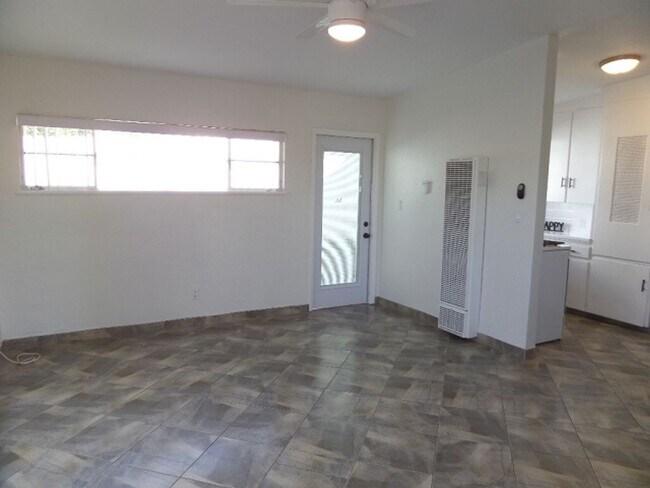 7991 Normal Ave La Mesa, CA 91941 photo 4