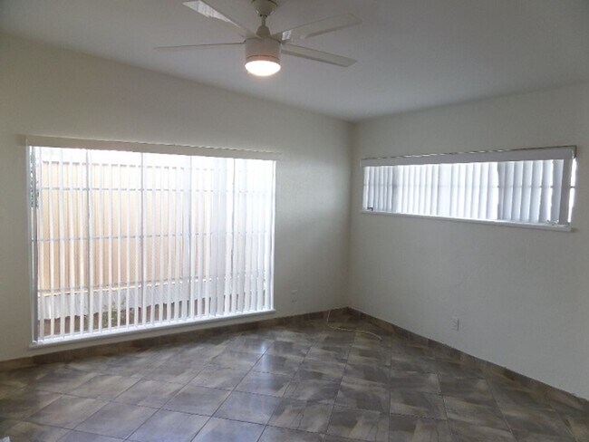 7991 Normal Ave La Mesa, CA 91941 photo 3