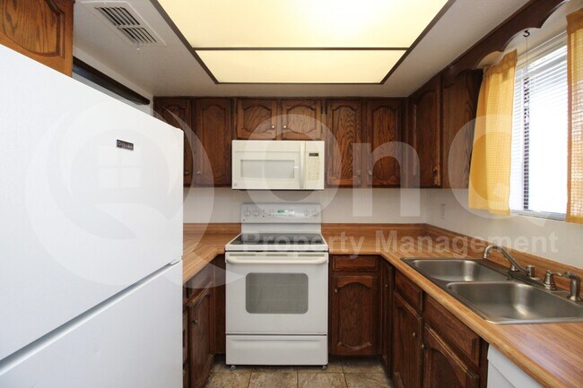 406 E Linda Ln Gilbert, AZ 85234 photo 3