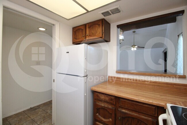406 E Linda Ln Gilbert, AZ 85234 photo 4