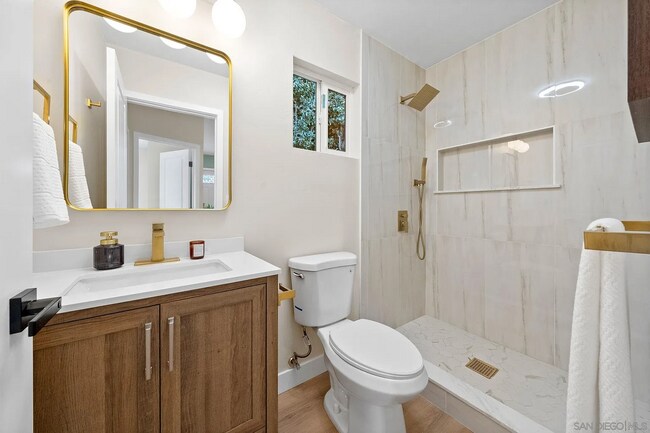 5517 Lauretta St San Diego, CA 92110 photo 5