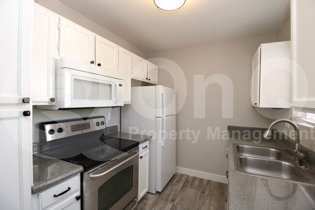 1942 S Emerson Mesa, AZ 85210 photo 5
