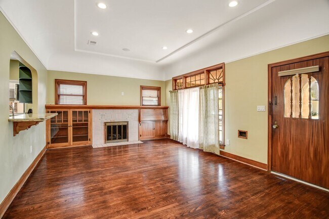 4725 Kensington Dr San Diego, CA 92116 photo 5