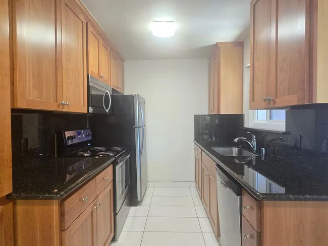 3591 Brookdale Dr Santa Clara, CA 95051 photo 2