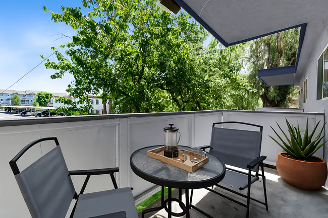 Estancia Apartments photo 5