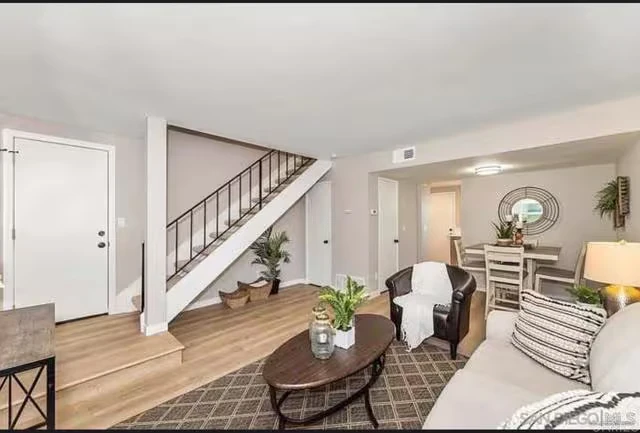 2512 Wanek Rd Escondido, CA 92027 photo 3