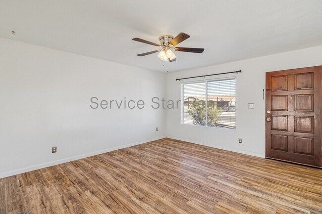 8424 S 9th St Phoenix, AZ 85042 photo 5