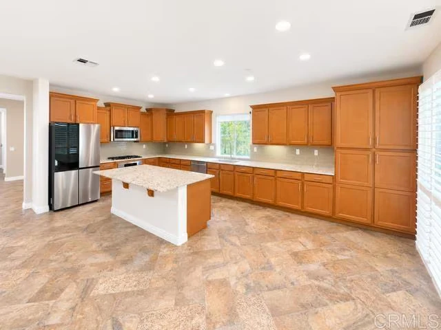 1247 Bellingham Dr Oceanside, CA 92057 photo 4