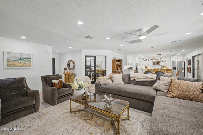 5140 E Poinsettia Dr Scottsdale, AZ 85254 photo 4