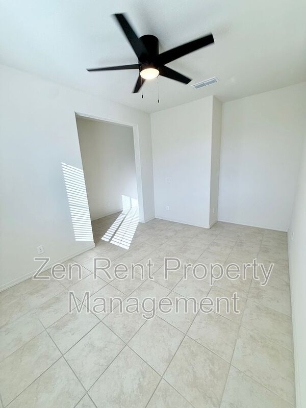 32209 Daylight Dr San Tan Valley, AZ 85142 photo 5