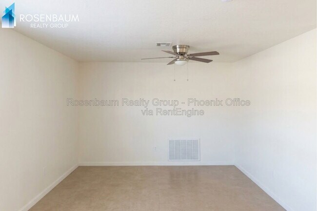 1702 W Shangri La Rd Phoenix, AZ 85029 photo 3