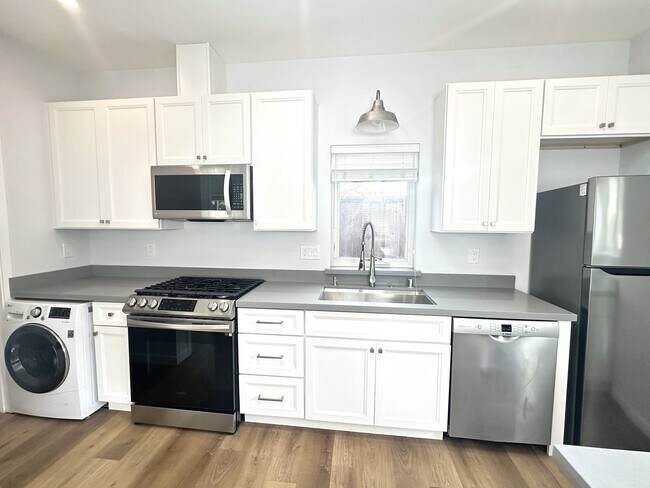 1439 38th Ave unit Unit C photo 4