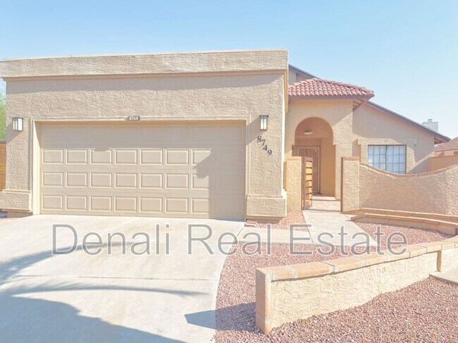 8749 E Belleview St Scottsdale, AZ 85257 photo 2