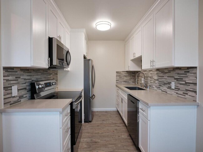 1695 Whitwood Ln Campbell, CA 95008 photo 4