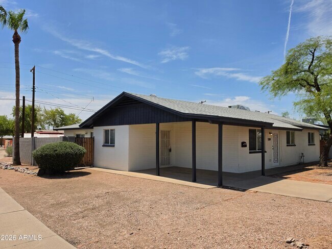 1309 W 14th St Tempe, AZ 85281 photo 2