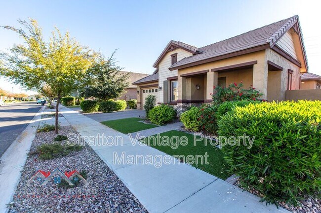 4179 E Cynthia St Gilbert, AZ 85295 photo 2