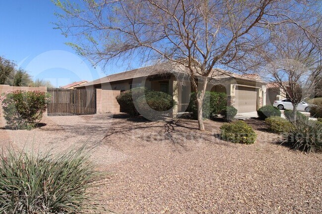 18620 W Larkspur Dr Goodyear, AZ 85338 photo 2