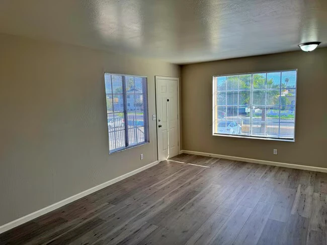 50 N May Mesa, AZ 85201 photo 2