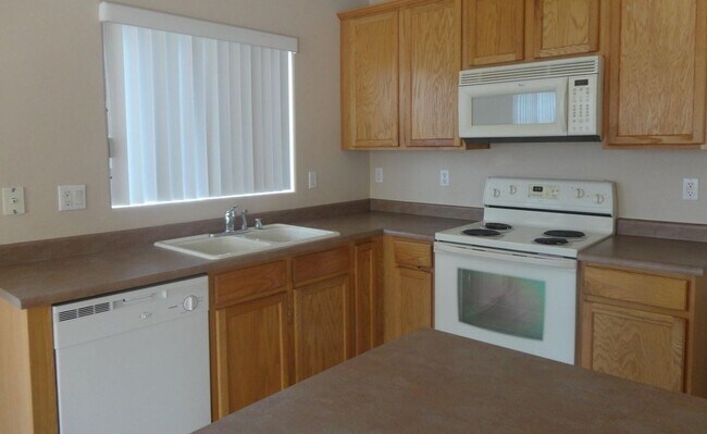 17449 W Mohave St Goodyear, AZ 85338 photo 5