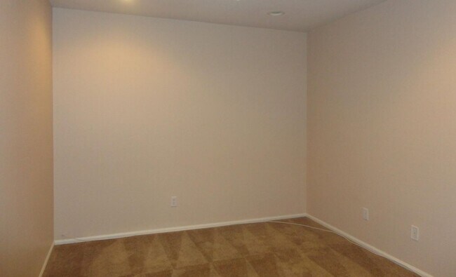17449 W Mohave St Goodyear, AZ 85338 photo 3