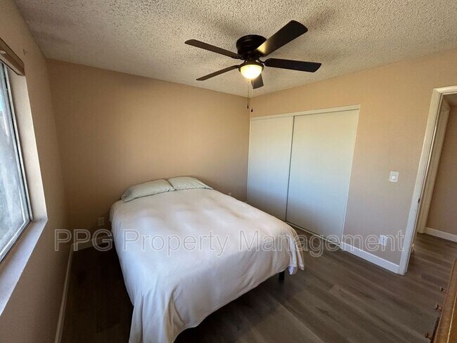 14409 N 45th Ave Glendale, AZ 85306 photo 4