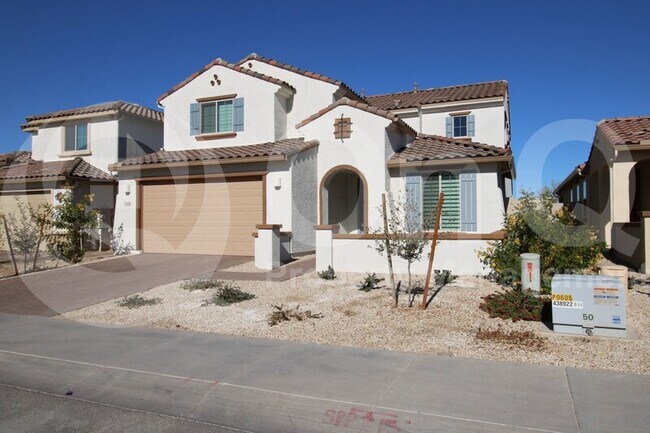 8824 W Luke Ave Glendale, AZ 85305 photo 2
