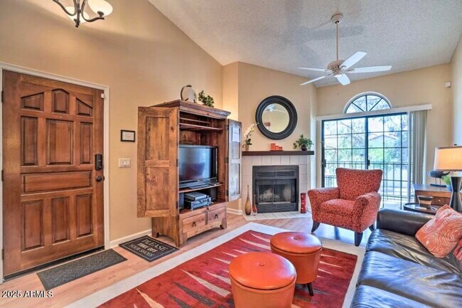 11011 N 92nd St Scottsdale, AZ 85260 photo 3