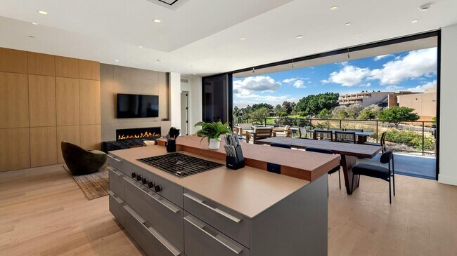 6302 E Camelback Rd Scottsdale, AZ 85251 photo 5