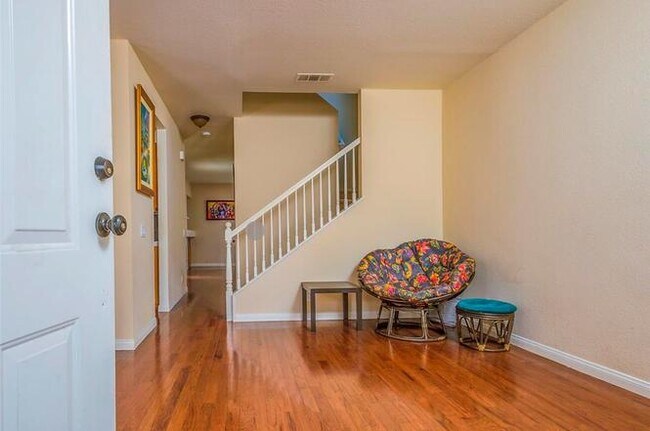 27575 Marian Rd Temecula, CA 92591 photo 4
