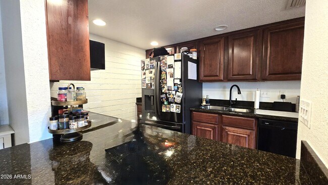 6040 N 79th St Scottsdale, AZ 85250 photo 3