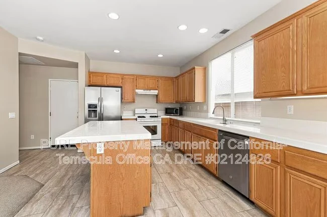 44675 Brookvail Ct Temecula, CA 92592 photo 4