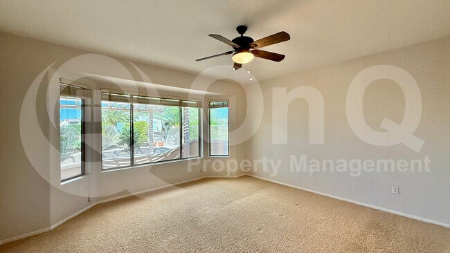 20914 N Barberry Ln Surprise, AZ 85387 photo 3