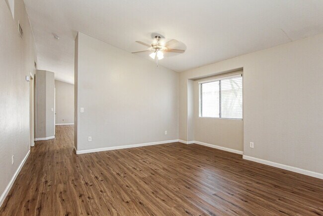 748 W Dublin St Gilbert, AZ 85233 photo 3