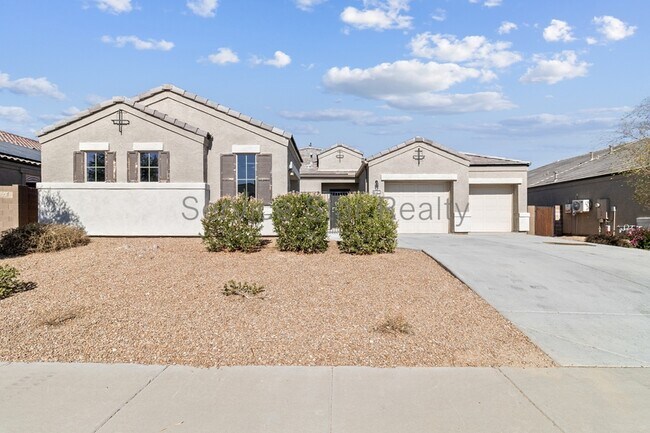 30508 W Clarendon Ave Buckeye, AZ 85396 photo 2
