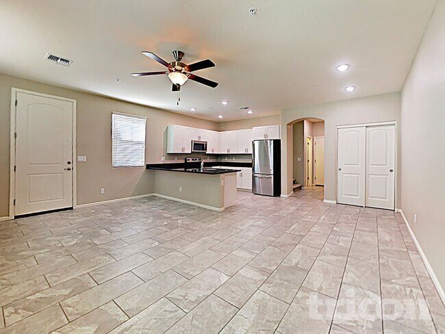 28955 N 124th Glen Peoria, AZ 85383 photo 5