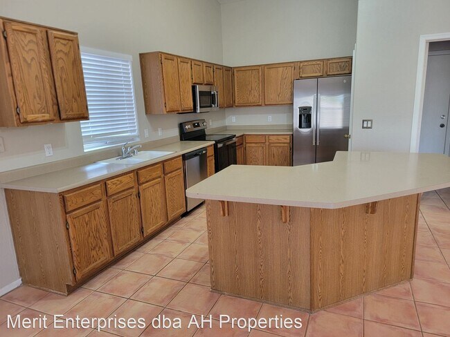 18235 N 85th Dr Peoria, AZ 85382 photo 4
