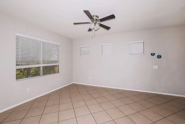 4125 W Park St Phoenix, AZ 85041 photo 5