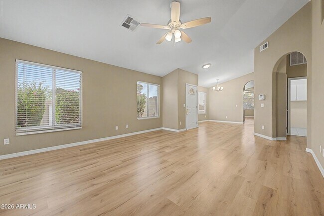 19003 N 12th Dr Phoenix, AZ 85027 photo 3